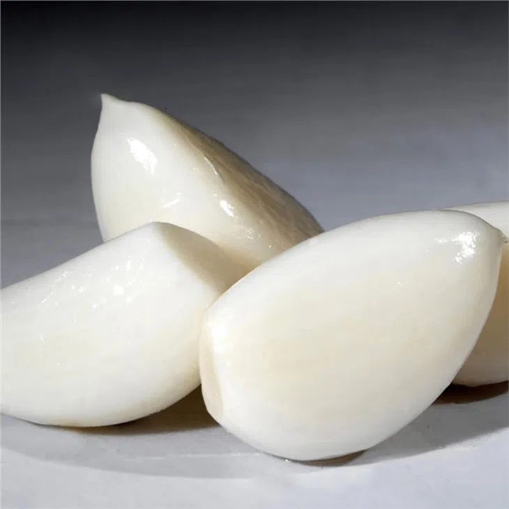 2.5kg Vacuum Peeled Garlic